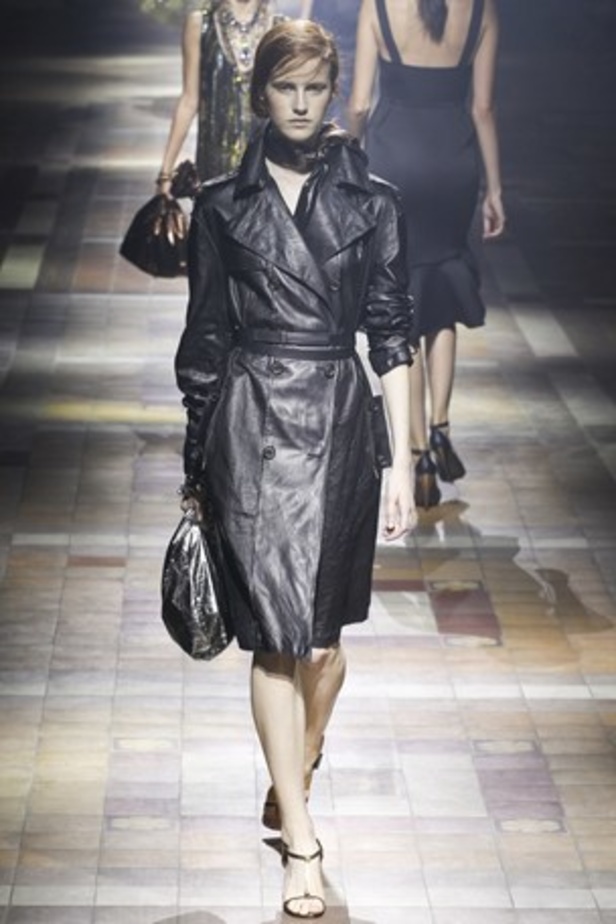Lanvin .. مساء صيفي براق