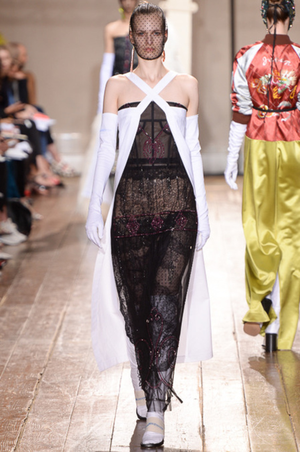 Maison Martin Margiela بين الحضارة الآسيوية والوسطى