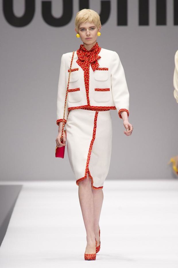 مجموعة Moschino خريف وشتاء 2014 – 15