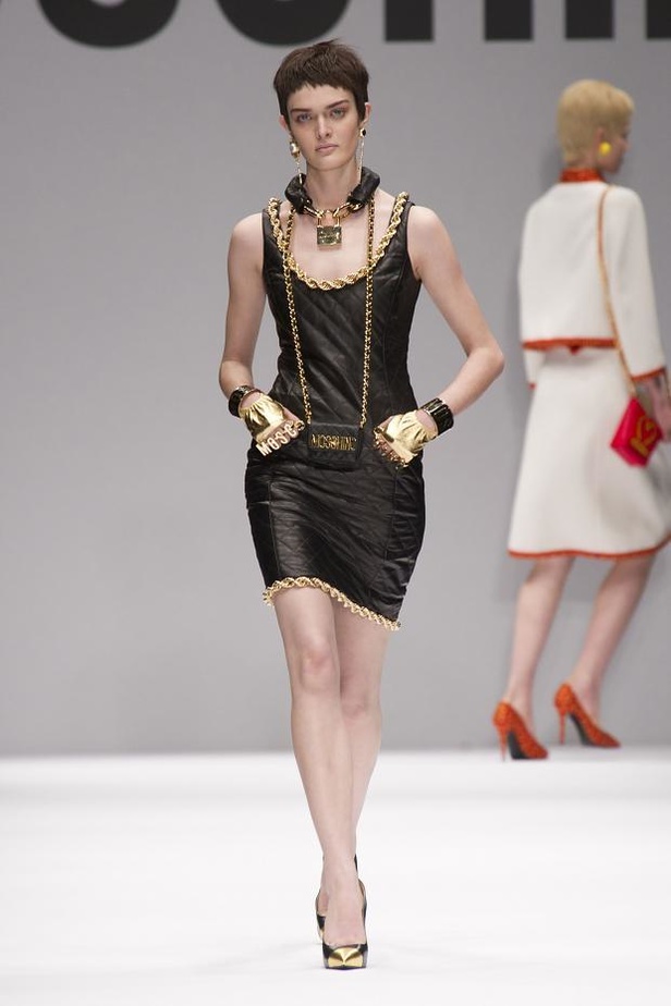 مجموعة Moschino خريف وشتاء 2014 – 15