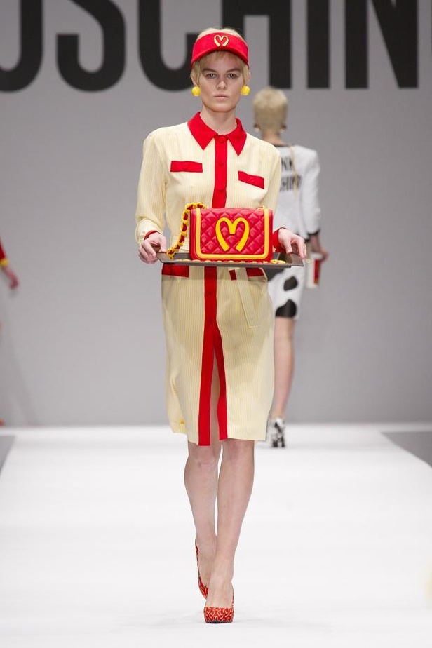 مجموعة Moschino خريف وشتاء 2014 – 15