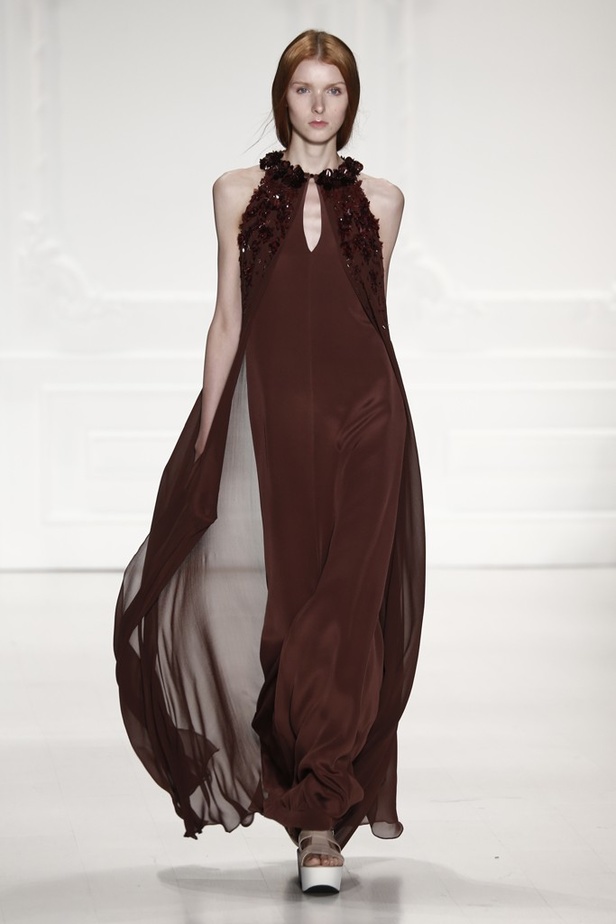 إطلالة شبابية من Noon By Noor