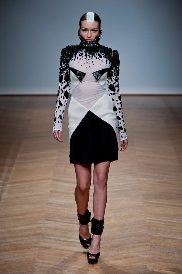 ON AURA TOUT VU... ربيع منثور على غيمة ثلجية