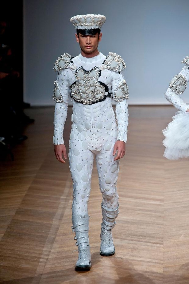 ON AURA TOUT VU... ربيع منثور على غيمة ثلجية