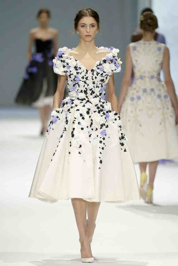 أناقة الخمسينيات تعود مع Ralph & Russo