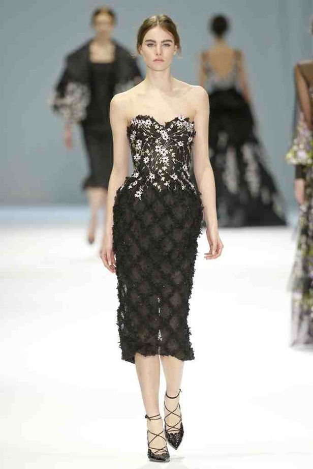 أناقة الخمسينيات تعود مع Ralph & Russo