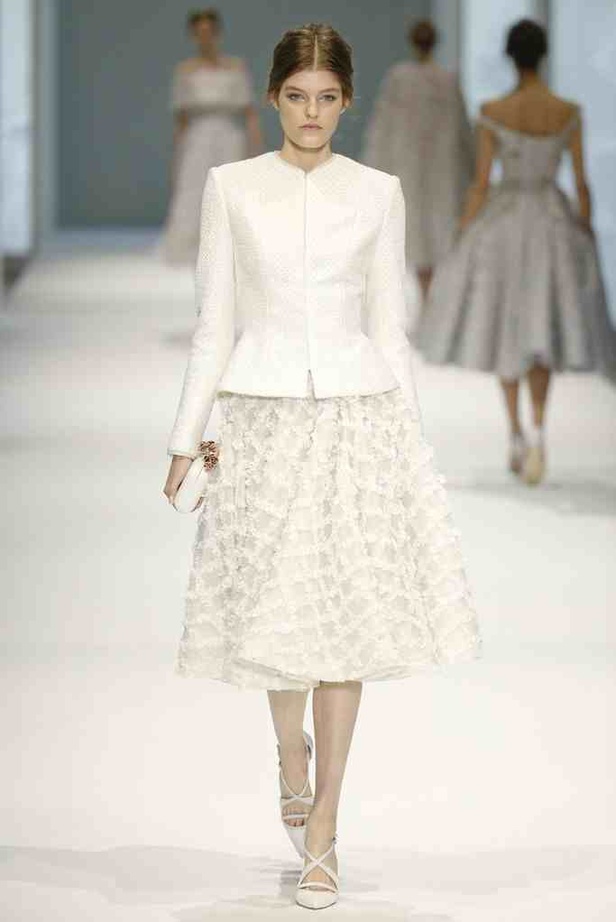 أناقة الخمسينيات تعود مع Ralph & Russo