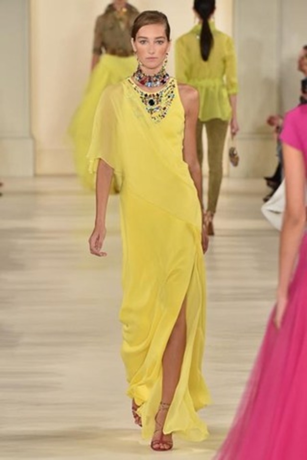 انتقلي لعالم السفاري مع مجموعة Ralph Lauren لربيع وصيف 2015