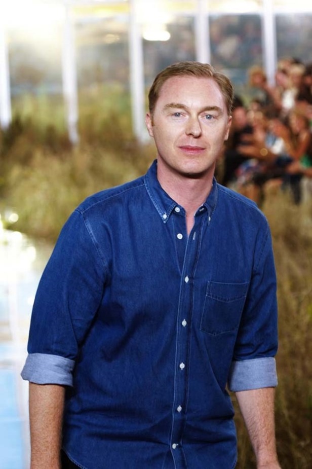 Coach تحتفل بصيف مفعم بالألوان..