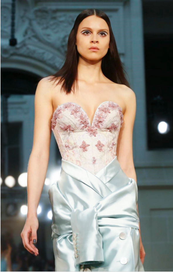 مجموعة Alexis Mabille للأزياء الفاخرة لخريف ٢٠١٦