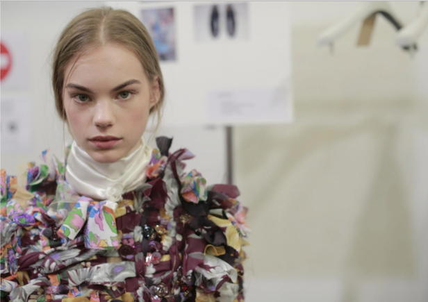 مجموعة Viktor & Rolf للأزياء الراقية لخريف ٢٠١٦