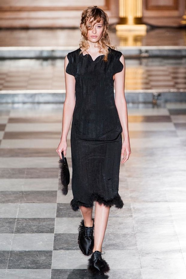 Simone Rocha .. فخامة تليق بالجميلات