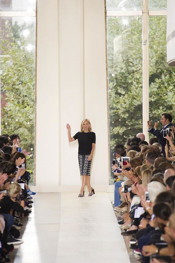 Tory Burch .. الصحراء بمفهوم عصري