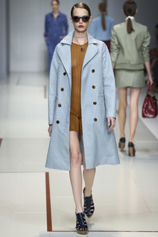 تصاميم راقية من Trussardi لربيع وصيف 2014 