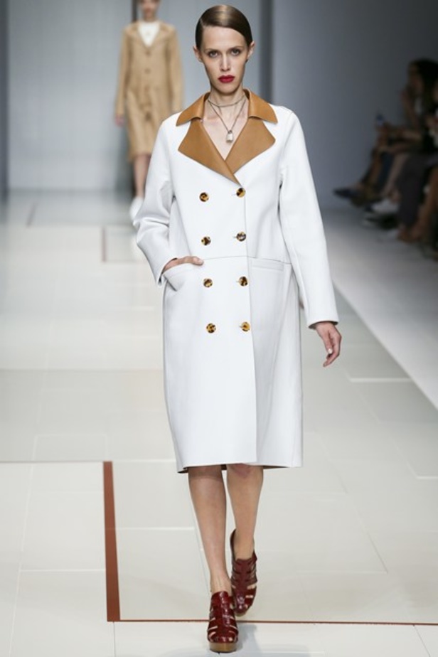 تصاميم راقية من Trussardi لربيع وصيف 2014 