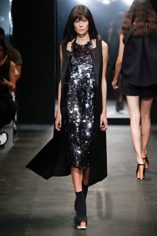 Vera Wang سيّدة صارمة إنما بأحلام مشاغبة! 