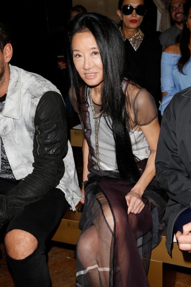 فرساتشي ترسم خيوطا جديدة في اسبوع الهوت كوتور