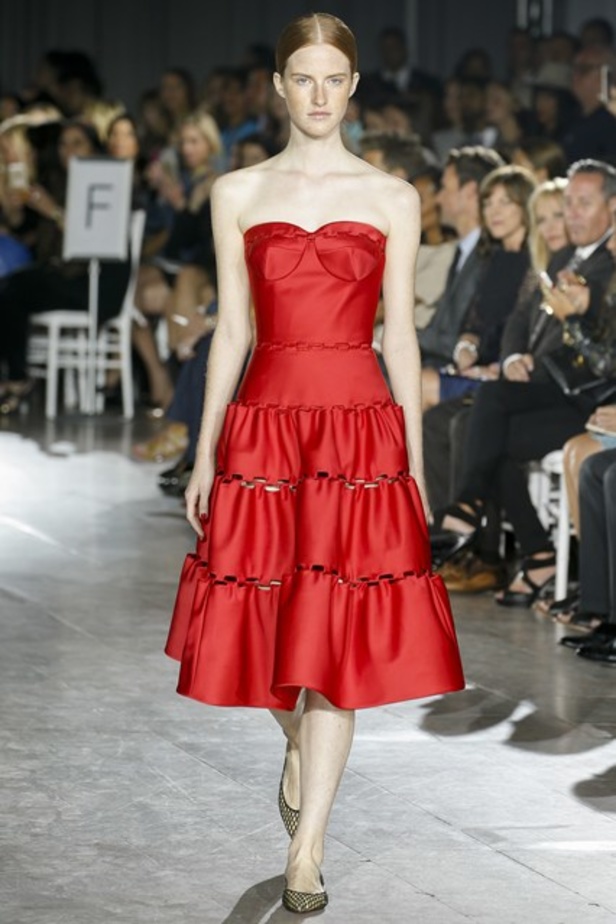 Zac Posen  من السجادة الحمراء إلى الإطلالات اليومية