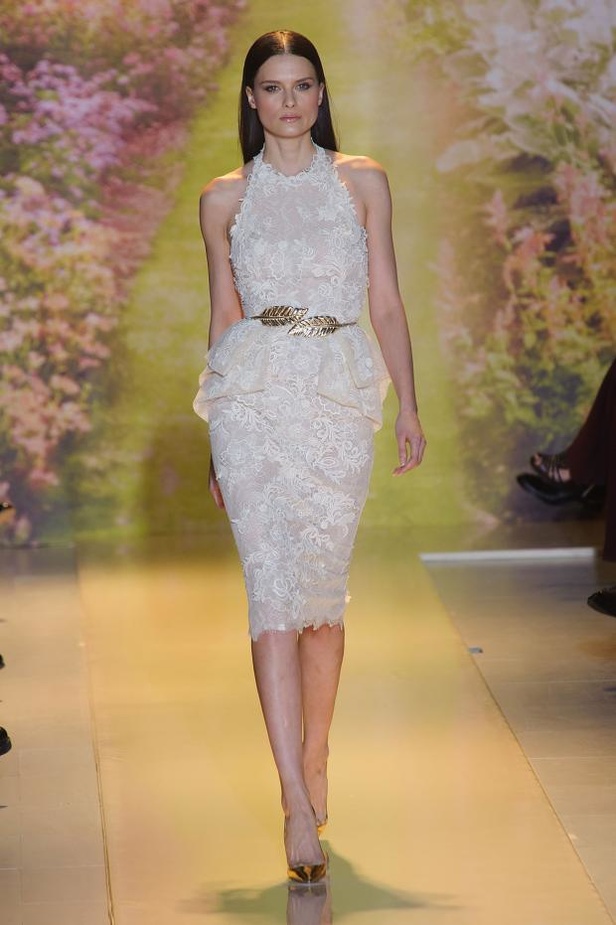 Zuhair Murad... موجات من ذهب وورود وأنوثة