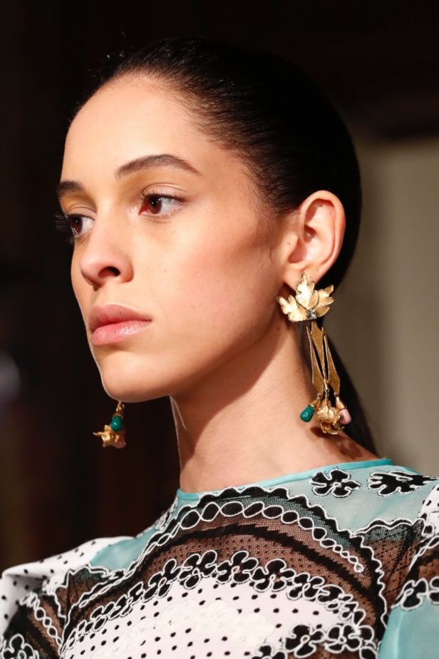 مجموعة فالنتينو للهوت كوتور لموسم ربيع وصيف 2018