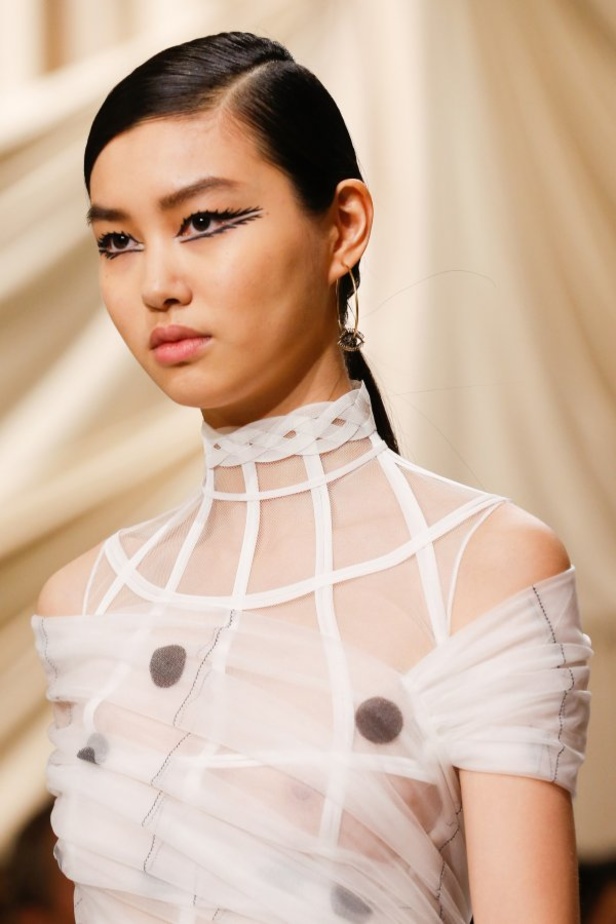 عرض أزياء كريستيان ديور لربيع 2018