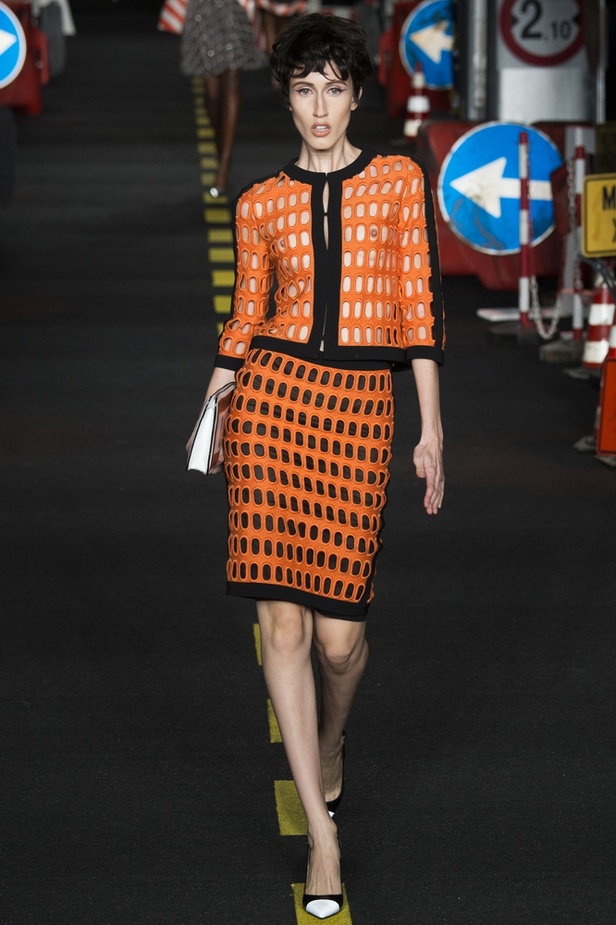 مجموعة Moschino لربيع و صيف 2016