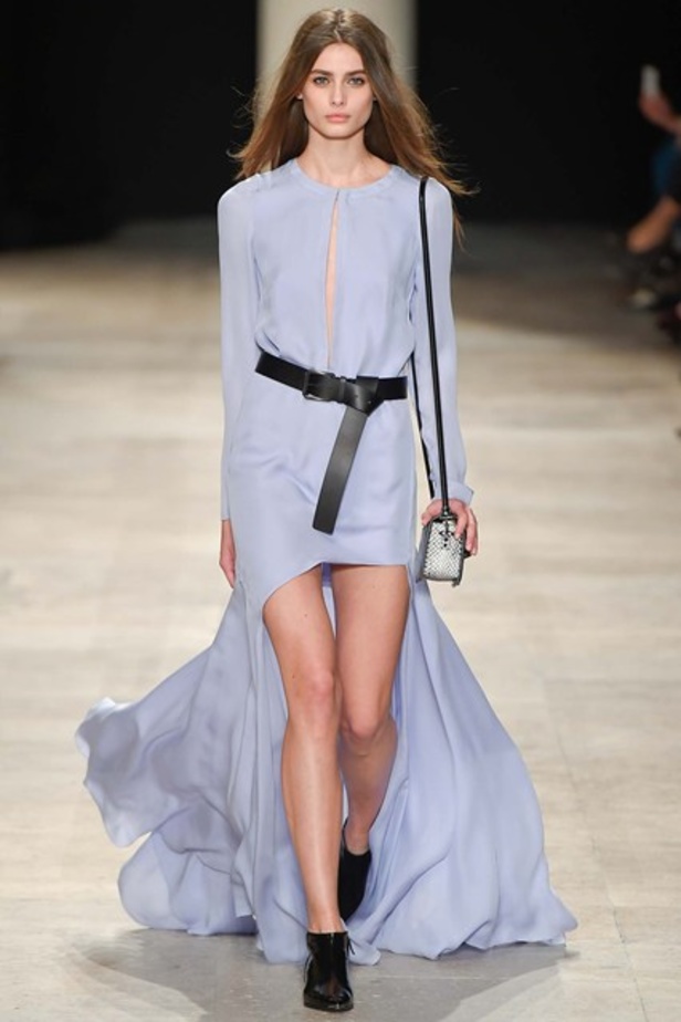 تصاميم Barbara Bui بطابع دراماتيكي!