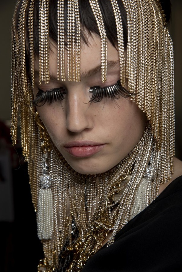 عرض أزياء Vivienne Westwood لخريف وشتاء 2019