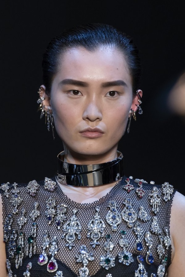 عرض أزياء ألكسندر ماكوين لموسم خريف وشتاء 2019