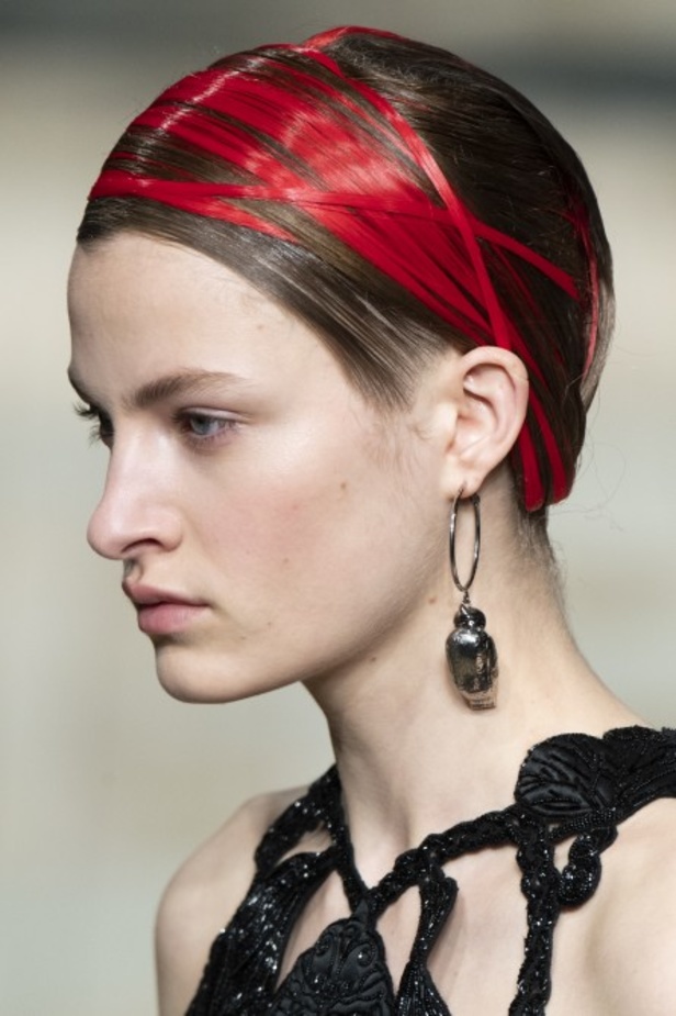 مجموعة ألكسندر ماكوين لخريف وشتاء 2020-2021