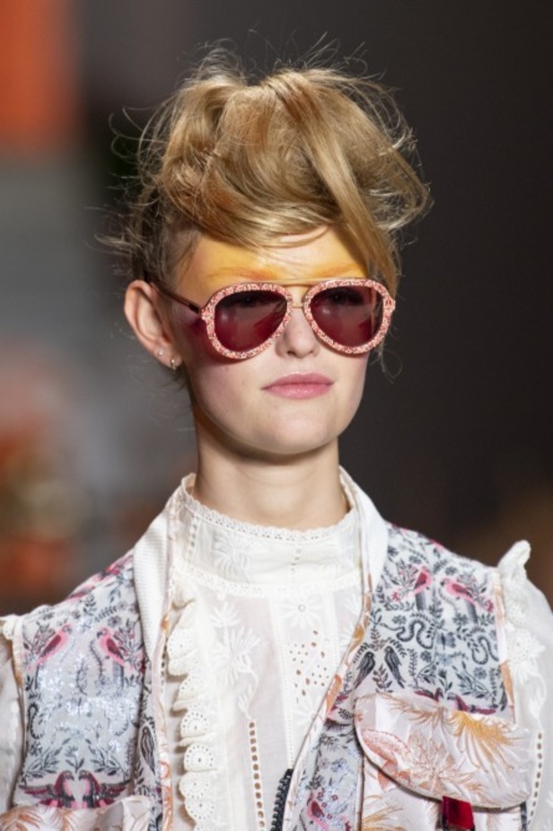 مجموعة Anna Sui للألبسة الجاهزة لربيع 2019