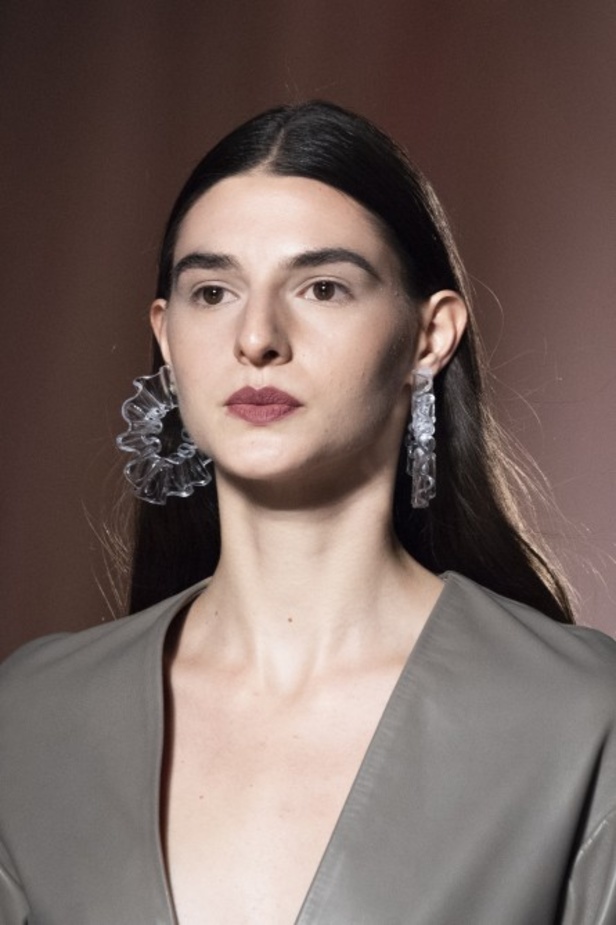 اسبوع الموضة في ميلان 2019 أزياء AIGNER الفاخرة لربيع وصيف 2020