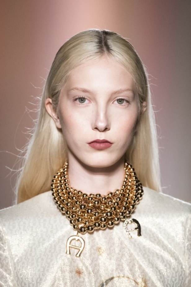 اسبوع الموضة في ميلان 2019 أزياء AIGNER الفاخرة لربيع وصيف 2020