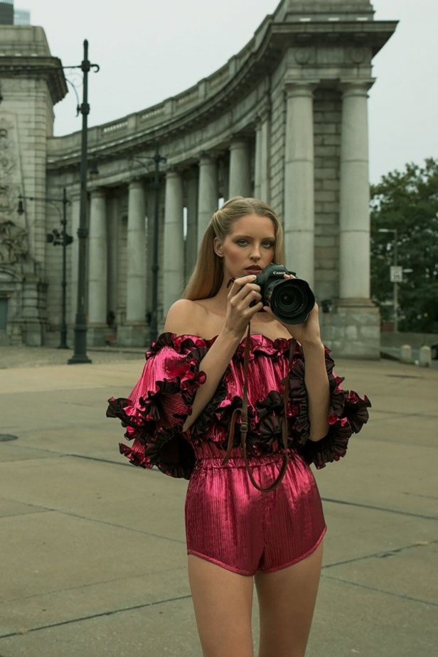 مجموعة Alexandre Vauthier لموسم ربيع وصيف 2021