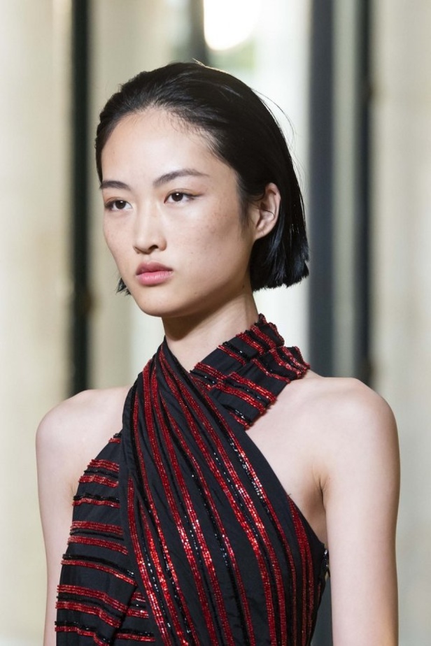 اسبوع الموضة في باريس 2019 مجموعة altuzarra للملابس الجاهزة لربيع وصيف 2020