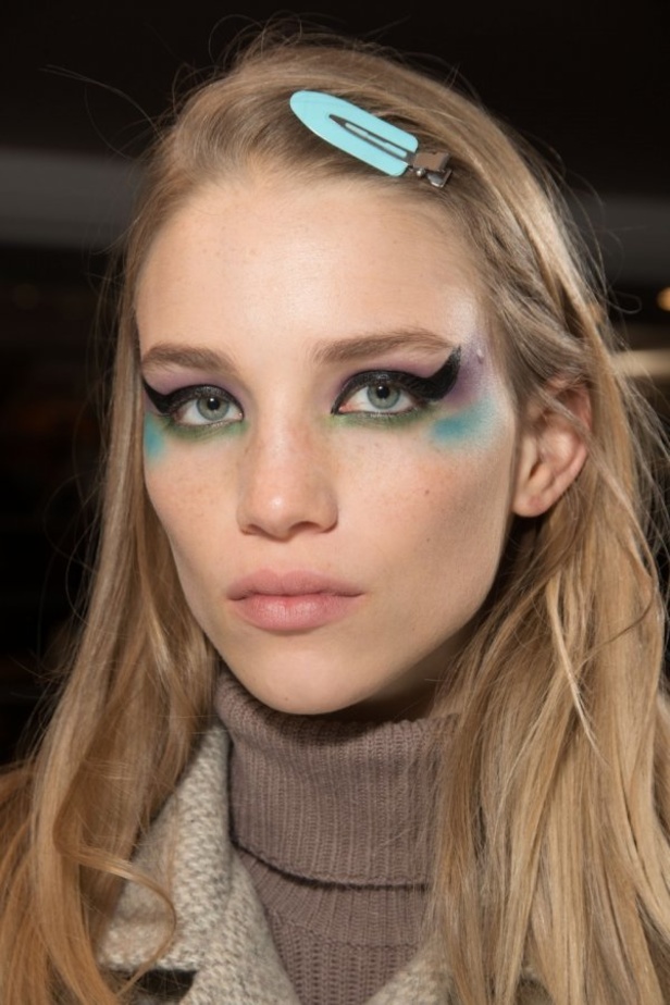 عرض ازياء ألتوزارا لخريف وشتاء 2018