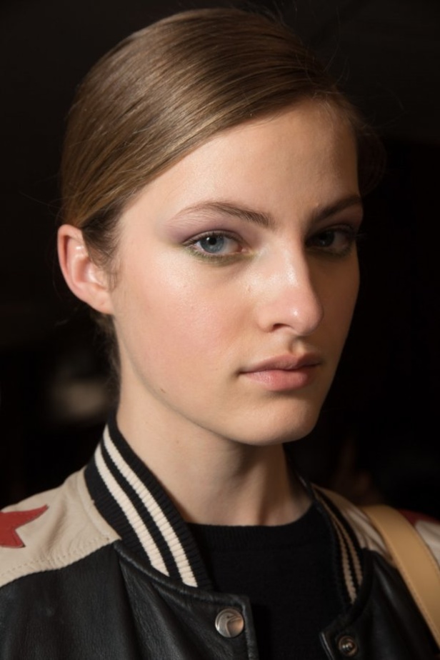 عرض ازياء ألتوزارا لخريف وشتاء 2018