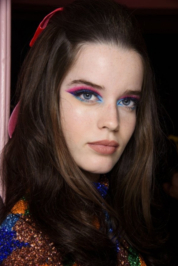 ازياء ASHISH الجاهزة من اسبوع الموضة في لندن لخريف وشتاء2020-2021