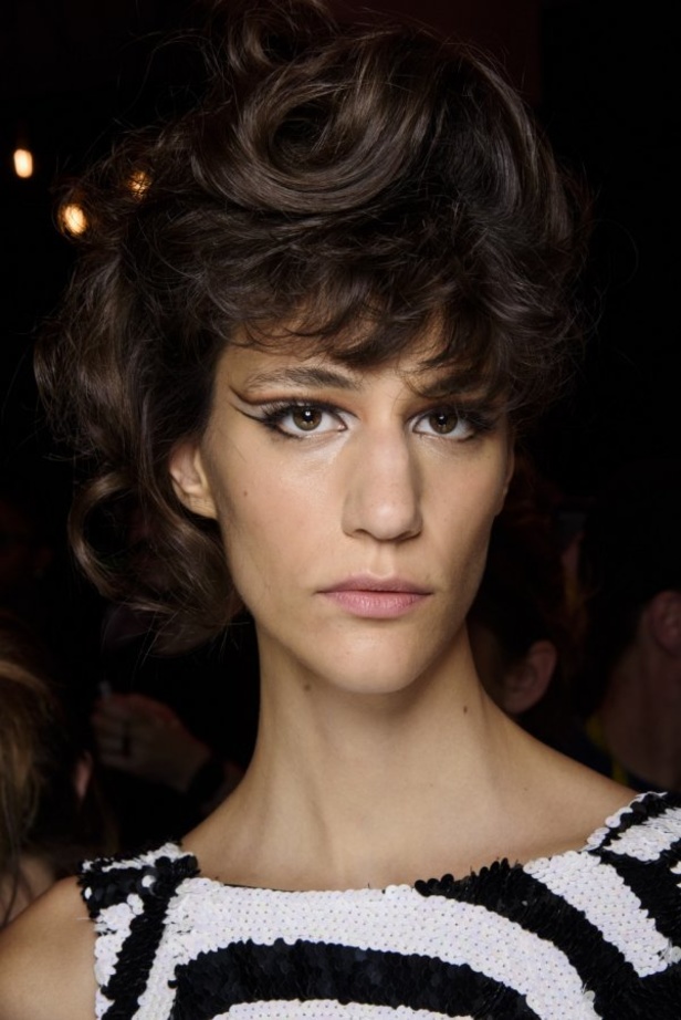 ازياء ASHISH الجاهزة من اسبوع الموضة في لندن لخريف وشتاء2020-2021