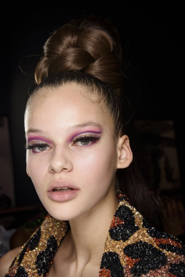 ازياء ASHISH الجاهزة من اسبوع الموضة في لندن لخريف وشتاء2020-2021