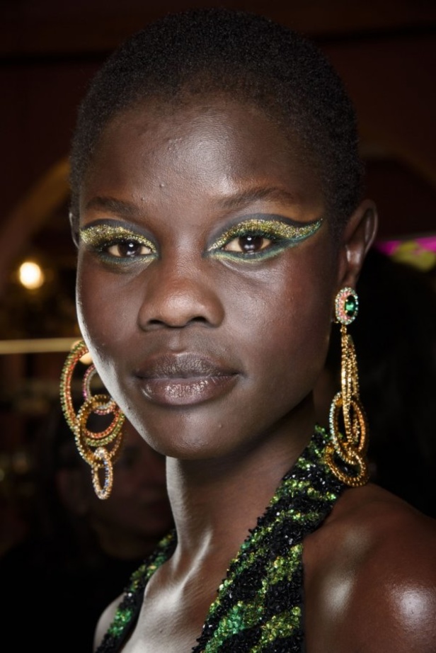 ازياء ASHISH الجاهزة من اسبوع الموضة في لندن لخريف وشتاء2020-2021