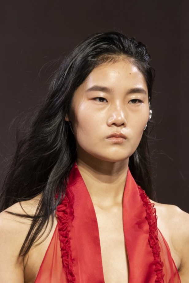 مجموعة أزارو لموسم ربيع وصيف 2020 للهوت كوتور