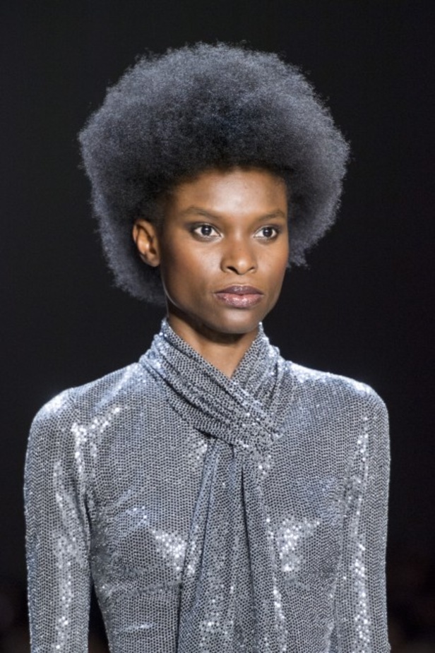 مجموعة Badgley Mischka للألبسة الجاهزة لموسم خريف 2019