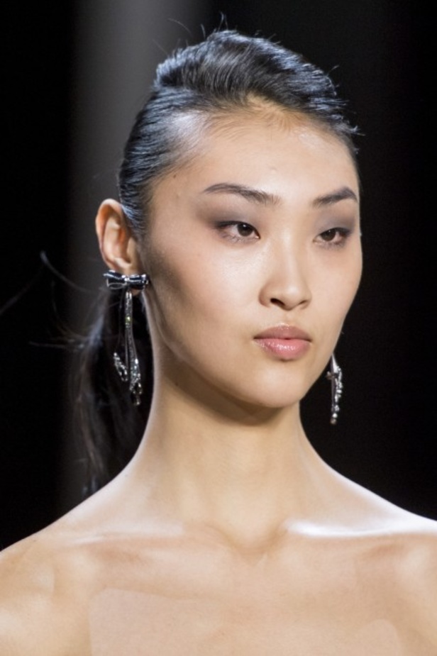 مجموعة Badgley Mischka للألبسة الجاهزة لموسم خريف 2019