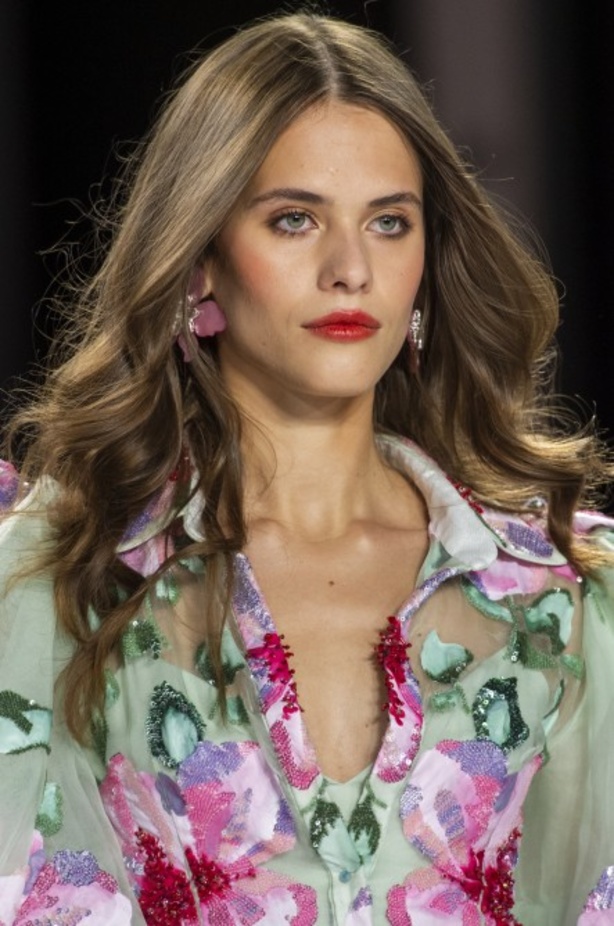 اسبوع الموضة في نيويورك 2019 عرض مجموعة  badgley mischka ربيع وصيف 2020