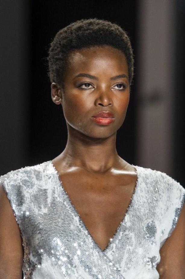 اسبوع الموضة في نيويورك 2019 عرض مجموعة  badgley mischka ربيع وصيف 2020