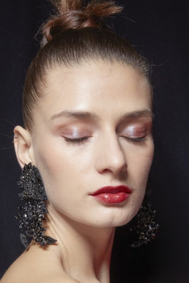 عرض ازياء BADGLEY MISCHKA في اسبوع الموضة في نيويورك 2020 لموسم الخريف والشتاء