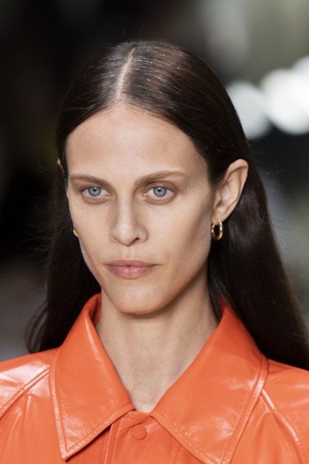 حرفية وإبداع في مجموعة Bottega Veneta لربيع وصيف 2020