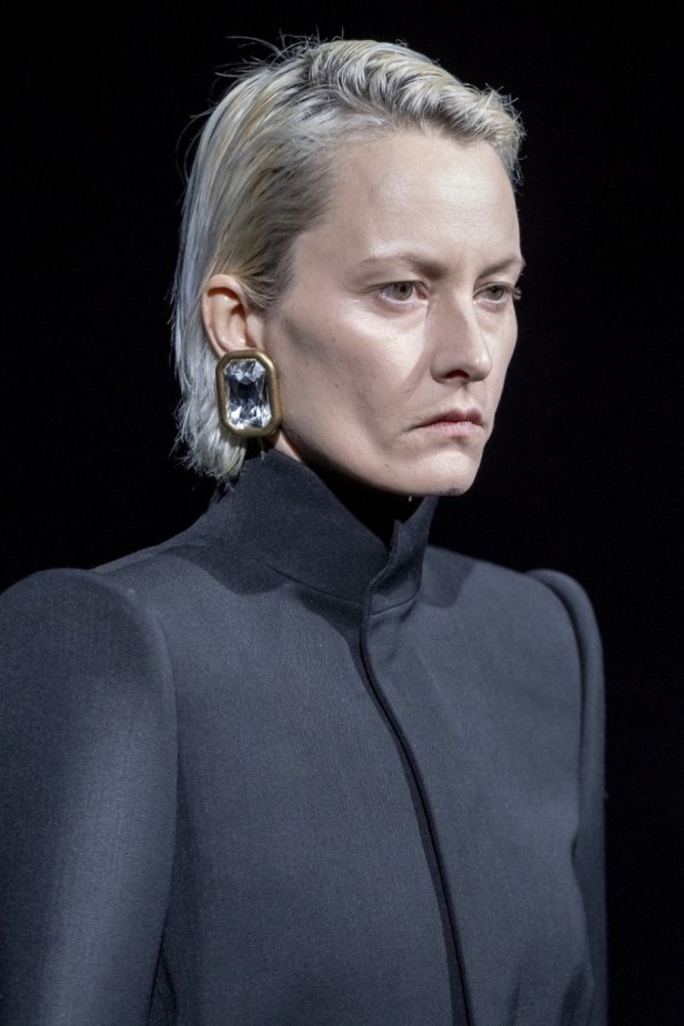 عرض Balenciaga لخريف 2019