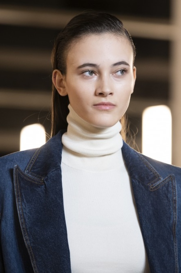 عرض ازياء balmain لخريف وشتاء 2020-2021 مباشرة من باريس